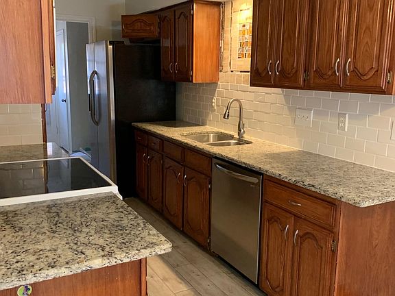 3rd image of 2200 W Park Blvd APT 1802