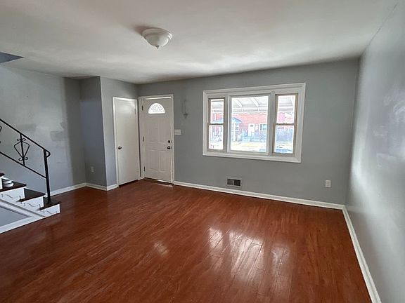 4th image of 1409 Nicolay Way