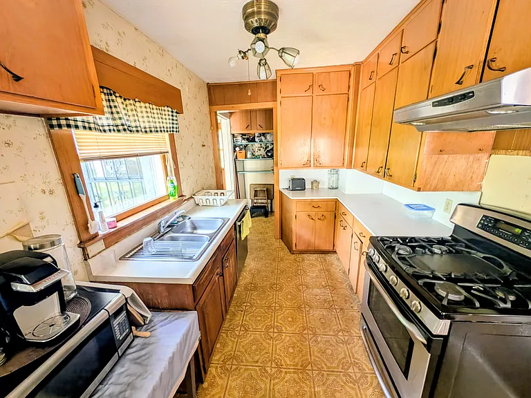 821 S McCann Ave — Photo 5