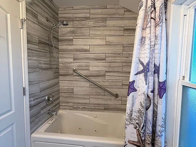 6704 N Central Park Ave — Photo 15