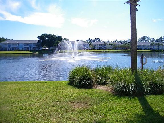 4th image of 213 Seahorse Dr SE Unit D