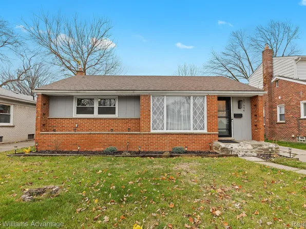 17654 Gaylord St, Redford, MI 48240