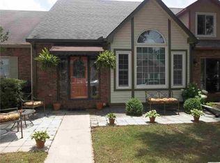 1561 River Bend Pl SE, Decatur, AL 35601