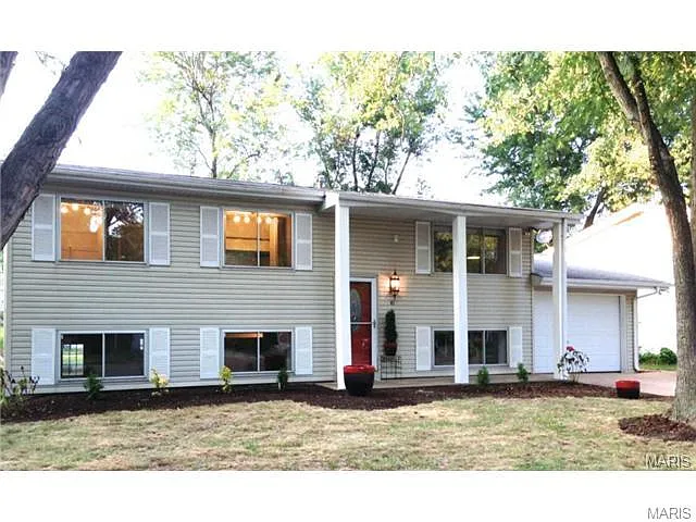 41 Roland Ave photo 1