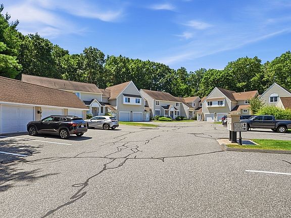 4th image of 2205 Boston Rd APT L109