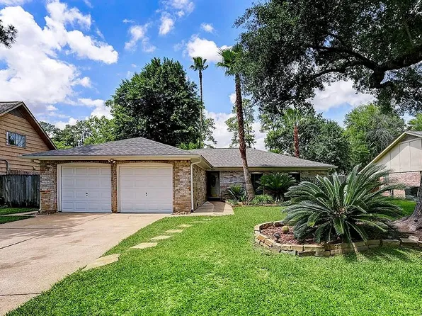 9610 Ballin David Dr, Spring, TX 77379
