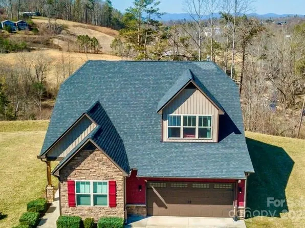 34 Checkerberry Ct, Weaverville, NC 28787