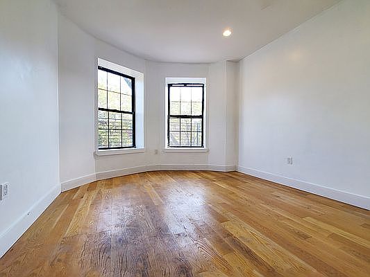 5th image of 277 Halsey St #4L