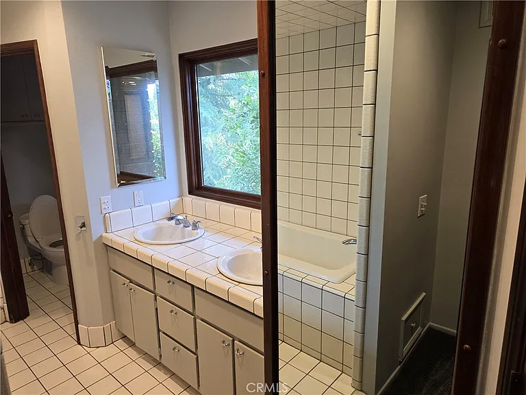 4249 Park Alisal — Photo 23