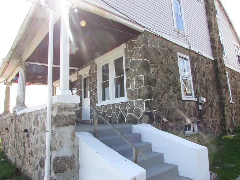 1769 Broadway — Photo 20