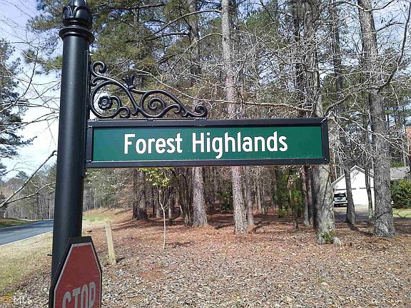 5th image of 1020 Forrest Highlands #1002A