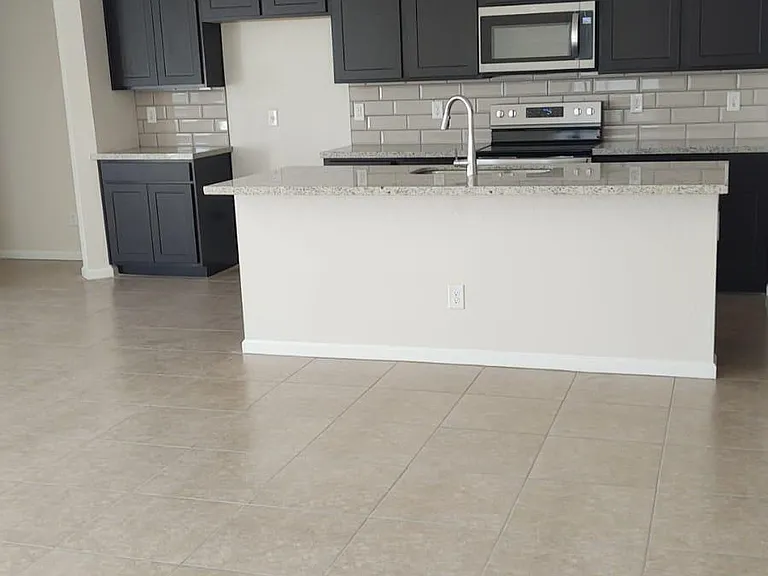 17844 W Villa Hermosa Ln — Photo 3