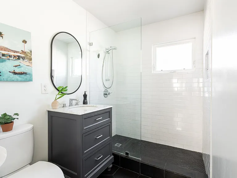 2918 S Harcourt Ave — Photo 31