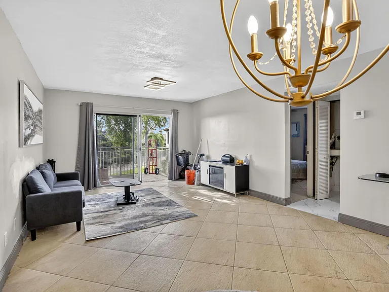 1250 SW 113th Ter #201 — Photo 9