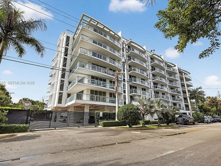 13800 Highland Dr #308 — Photo 38