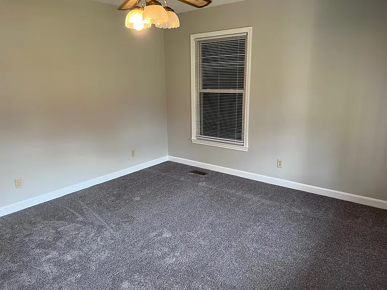 3804 W Allen St — Photo 2
