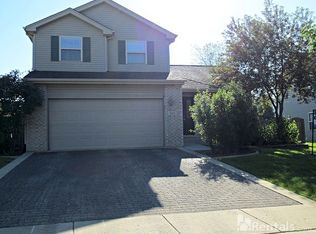 615 Coneflower Dr, Romeoville, IL 60446