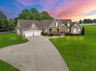 1080 Cross Country Ln, Inman, SC 29349