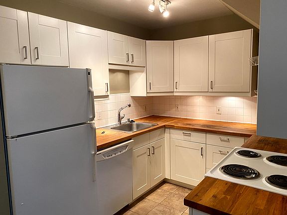 2nd image of 3413 33rd Ave W #A