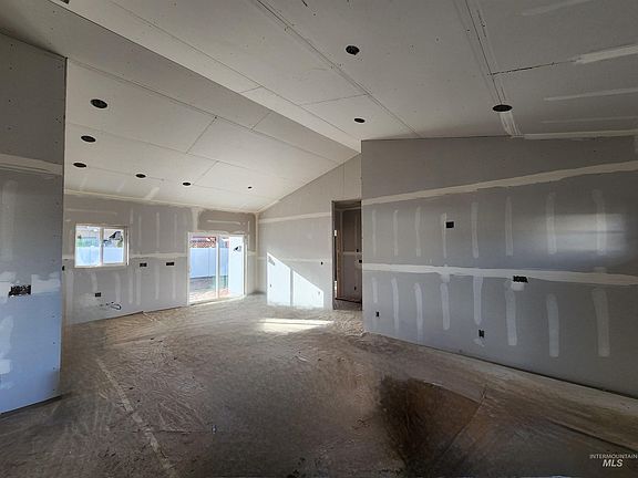 5th image of 1458 Shelbi St