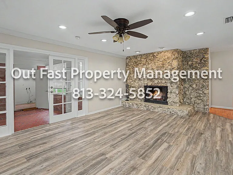 639 Howard Ave — Photo 36