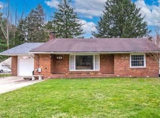 439 Lincoln St, Ravenna, OH 44266