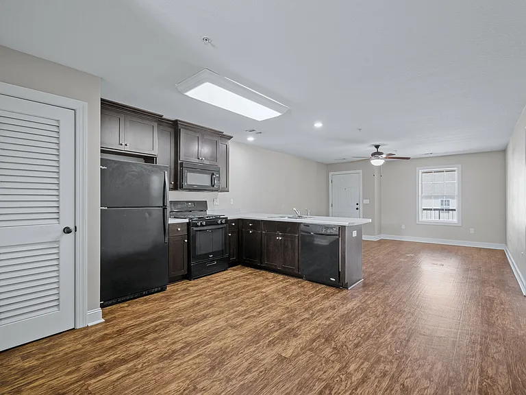 Tifton Apartments — Photo 9