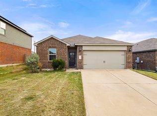 6341 Opal Hill Ct, Fort Worth, TX 76179