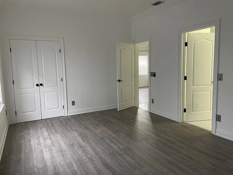 6264 Lansdowne Cir — Photo 14