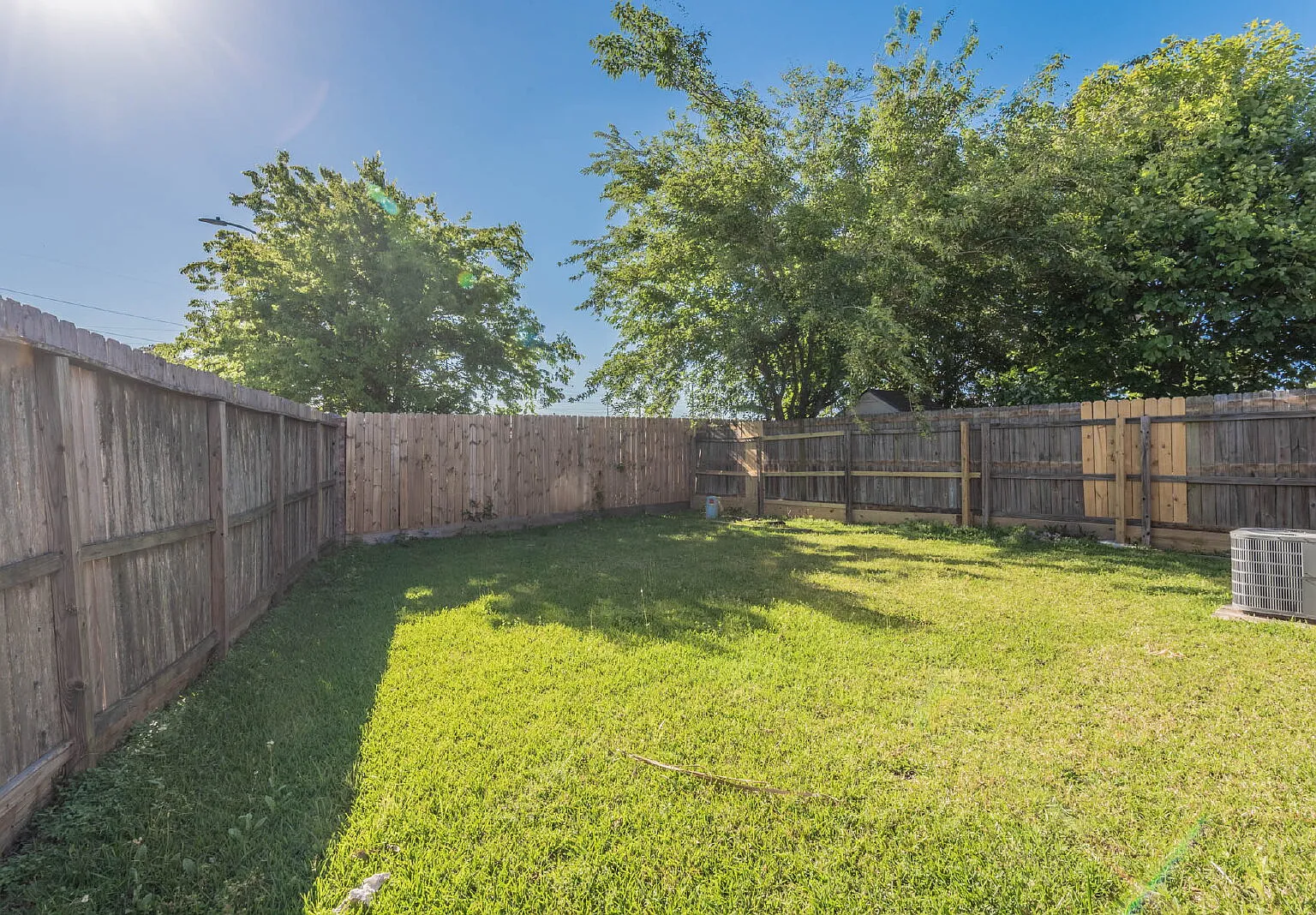3 bed, 2.0 bath, 1264 sqft, $1,500 — Photo 4