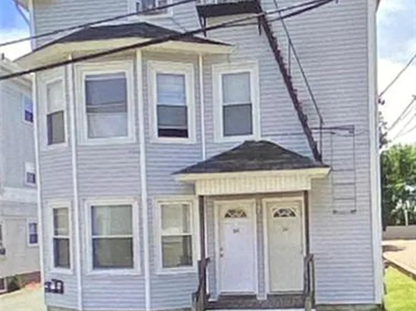 24-26 Hendricks St, Central Falls, RI 02863