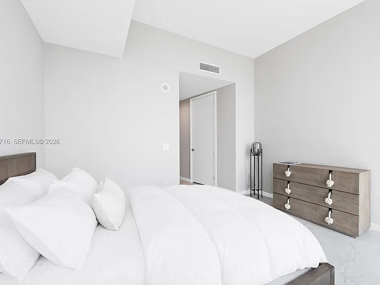 851 NE 1st Ave #Penthouse 5402 — Photo 17