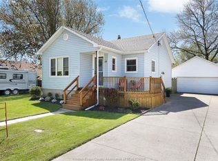 18 Walker Ave, Chatham Kent, ON N0P2P0