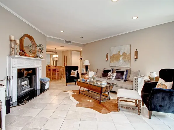 2829 Timmons Ln APT 165, Houston, TX 77027