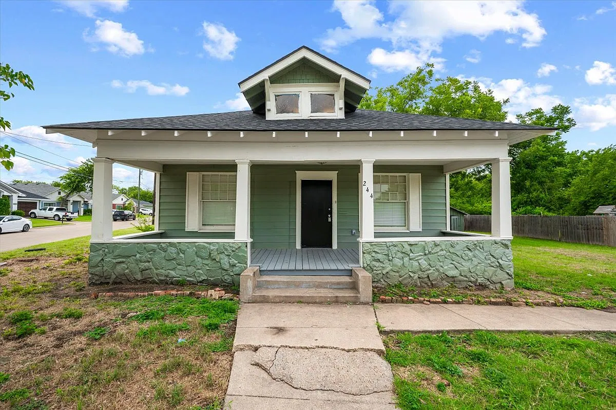 3 bed, 1530 sqft, $1,975 — Photo 3