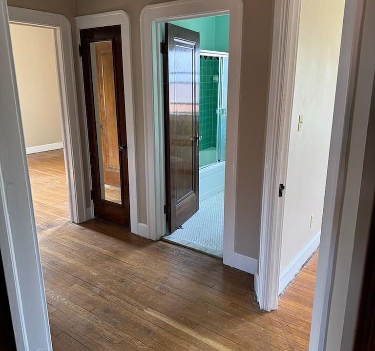 2nd image of 2477 E 126th St