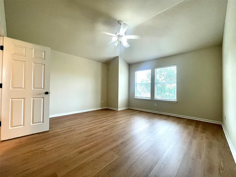 20625 Farm Pond Ln — Photo 20