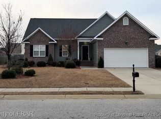 5918 Lillytrotter Dr, Hope Mills, NC 28348