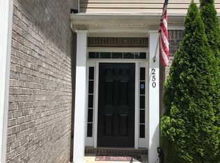 250 Miracle Ln, Fayetteville, GA 30215