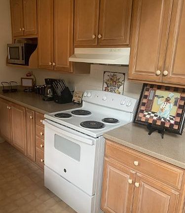 5th image of 59 Golf Club Cir