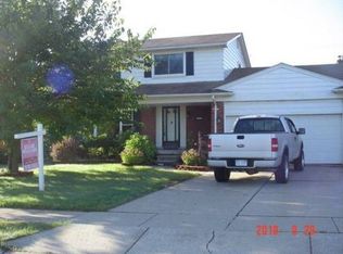 34071 Six Mile Rd, Livonia, MI 48152