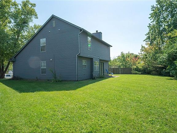 2nd image of 6016 Prentis Cir