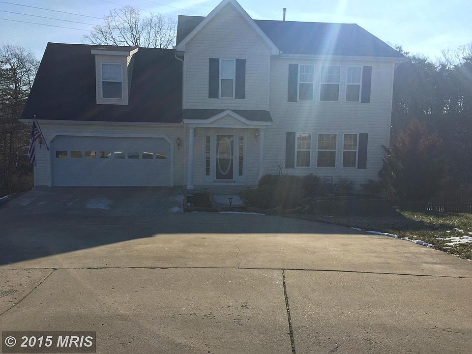 1st image of 120 Foxglove Dr