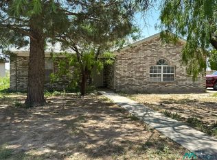 2516 Tulip St, Carlsbad, NM 88220