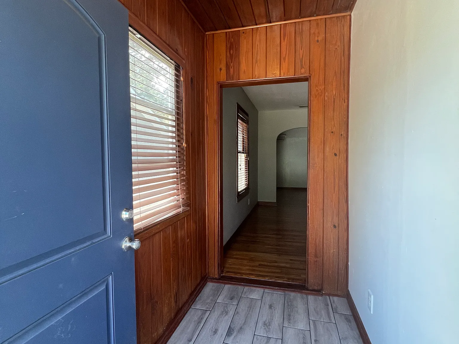 3 bed, 1176 sqft, $2,350 — Photo 3