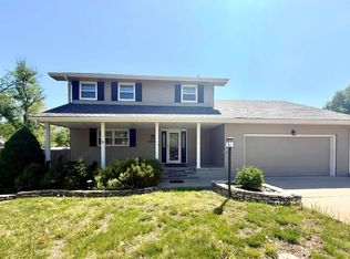 2214 Country Hills Rd, Salina, KS 67401