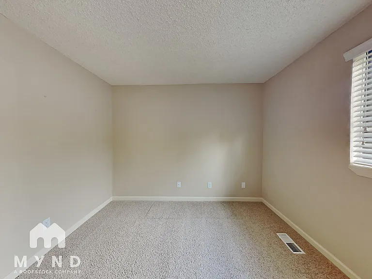 19225 SW Prospect Pl — Photo 7