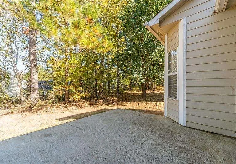 2716 Lake Park Rdg E — Photo 37