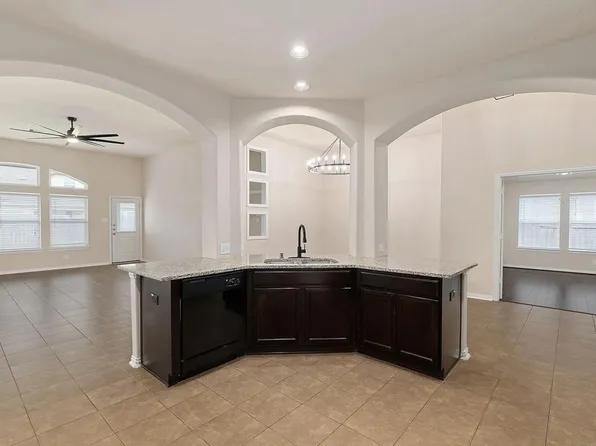 16007 David Hill Ln, Hockley, TX 77447