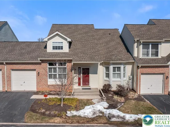 249 Ridings Cir, Macungie, PA 18062